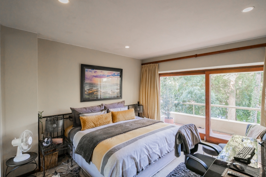 7 Bedroom Property for Sale in Bishopscourt Western Cape
